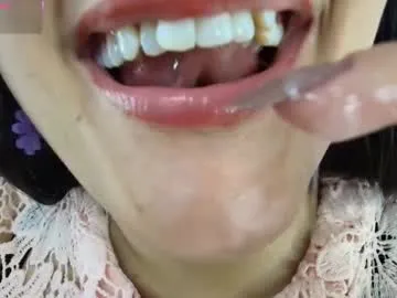 hinata_21_ — GOAL: cuminpussy [230 tokens remaining] are you horny my love ??  #feet #tease #ahegao #submissive #saliva