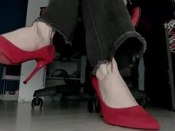 holy_mistresss — GOAL: i love u Mistress S [22 tokens remaining] Welcome to my room puppy #feet #blonde #mistress #strapon #heels