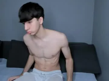 hotflirtyfella — Welcome to my room! - Goal: Cumshow [1340 tokens left] #18 #young #feet #lovense #uncut