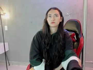 isabella_nowa — GOAL:  GOAL 5 -- Forbidden Love   Premium Valentine's Day Show [1901 tokens remaining]  MULTIGOALS -- VALENTINE'S DAY ... 