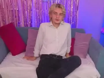 jamemiller — #18 #twink #new #young #feet take off your pants [0 tokens remaining]