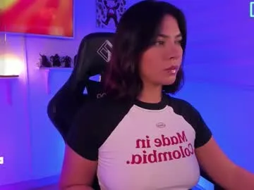 julietariverss — GOAL: Unlock a new cute selfie just for you [102 tokens remaining] Welcome Let's make this night special!Warm vibes, good music & friendly energy   #latina #lovense #deepthroat  #joi #shaved #gamer