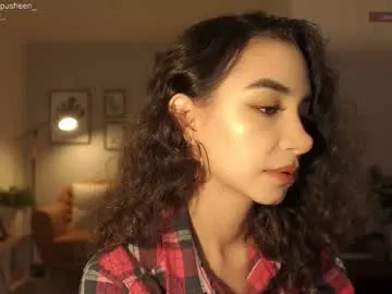 juliette_dee — Goal: POV: BLOWJOB | Roll the dice 33 tkns | Tip +7 to win control domi | [555 tokens left] #skinny #smalltits #feet #cum #natural