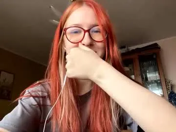 karinamuccia — Squeeze my ass #shy #teen #cute #new #18 [12 tokens remaining]