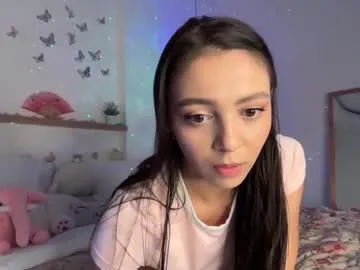 keirasworld — you will watch it drop  goal: take top off   #bigboobs #bigass #new #18 [2217 tokens remaining]