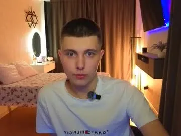 keviinx444 — GOAL: CUMSHOW [3333 tokens remaining] Welcome to my room! #feet #blonde #redhead #lovense #new