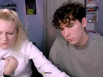 kevin_nix_ — GOAL: dancing without a shirt [333 tokens remaining] Welcome to my room! #feet #blonde #redhead #shy #new