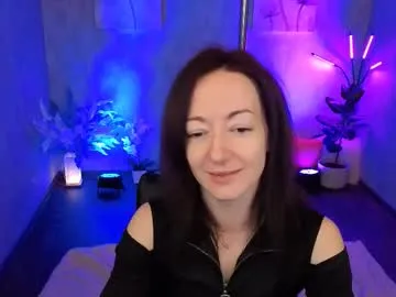 kimberlyray777 — Welcome to my room!  - Goal: take off all 30 min [500 tokens left]  #milf #smalltits #fit #anal #feet