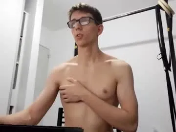 kpo10 — I NEED TO GIVE CUM!! #cum #muscle #glasses #shaved