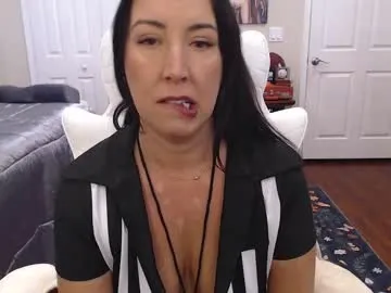 krissy2024 — Take me private make me cum and squirt #private #natural #bigass #Squirt #lush