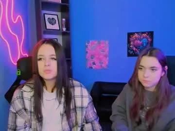 laurenmurrr — GOAL: play tits [499 tokens remaining] Welcome to my room! #lovense #brunette #pvt #nonude #new