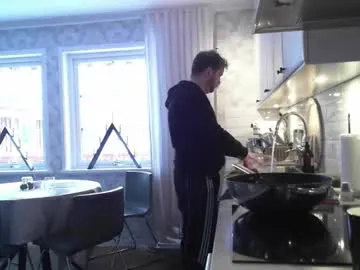 leofromsweden — Leofromsweden - #shy #nonude #dadbod #chat #uncut