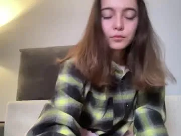 lil_pupsik — Goal: good morning Elina #new  #teen #natural  [11 tokens remaining]