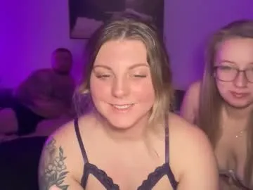 lindseyluxe — G/G stream w my bestie! NEW OF CONTENT & HUGE SALE//Delilah_maee Goal Is watch us play with our pussies  for 3 minutes with 750 remaining to goal! #milf #girlnextdoor #tattoos #lesbian #blonde