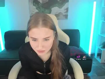 lisahille — GOAL: Show bra [111 tokens remaining] guys this is my first stream I'm very shy #18 #new #shy #nonude #young