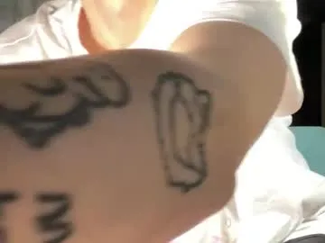 lonelysunset — goal: CumSHOW (fanclub 100 tk)  [800 tokens remaining]