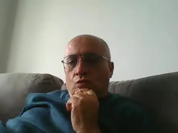 lovetightass251577 — Freechat on Chaturbate