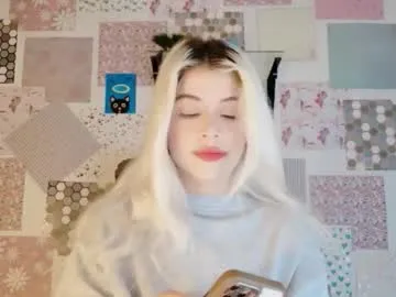 luckysapphire777 — big squirt ...random level 25tkns... aheago 2tkns... #blonde  #petite #new #squirt #cum [3235 tokens remaining]