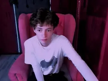 luke_sweet — GOAL: show ass in doggy [109 tokens remaining] welcome guys ^^ #skinny #young #teen #twink #18