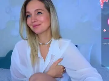 lynna_sparks — lets enjoy with me  #pvt #squirt #feet #tease #blonde [1097 tokens left]