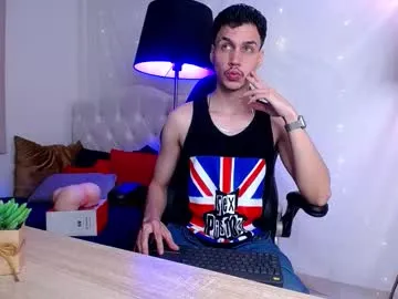 marcus_hanks — Welcome to my room! - Goal: Show you my strong cock [17 tokens left] #bigdick #hairy #cut #muscle #cum