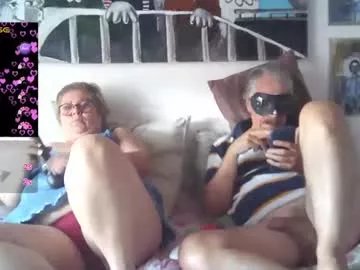 Freechat mature_couple_wild_2 on Chaturbate