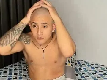 maximo004 — . - Multi-Goal :  A surprise #muscle #feet #hotbigcock   #master  #ass