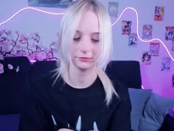 megan_chan — GOAL: hands off>.< [630 tokens remaining] Welcome to my room! #teen #skinny #shy #cute #lovense