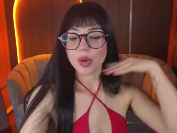 mia_collins_b — Sexy dance and naked [81 tokens left] #latina #18 #skinny #feet #submissive