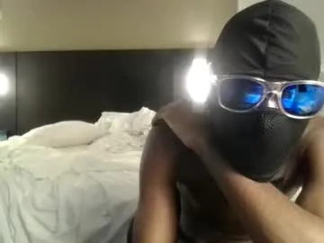 modelusaboy — Sex with my str8 friend for 2000 tokens [1437 tokens remaining]