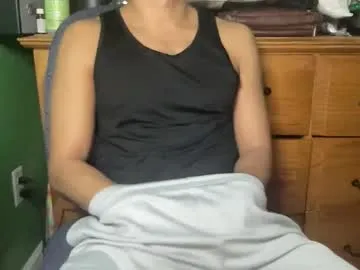 nyc2100 — Hanging out!!  lets chat <3  o n l y f a n s : @HOTBF <3 [2316 tokens remaining]