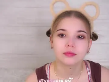 orastarcher — Goal: tongue+throat <3Today I miss you #18 #new #shy #squirt #lovense [32 tokens remaining]