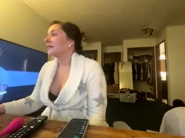 peachyxobsession — #natural #bigass #pawg #student #cumslut