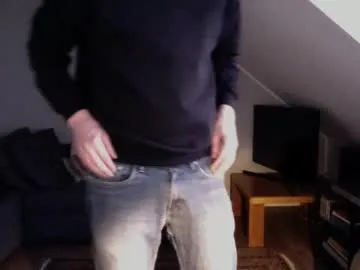 pedrohh — Pedrohh's room Hot milk #c2c #german #underwear #cumshow #valentinesday