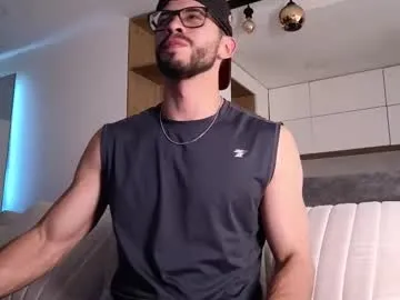 phantom_bigger1 — Strong Energy Big Cum  #latino #cum #muscle #lovense #ass [1390 tokens remaining]