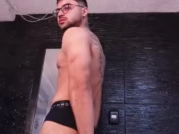 Chaturbate roger_belmont is Freechat roger_belmont — Let's enjoy the show #lovense #master #muscle #findom #bigass