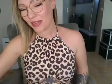 sacha__xx — Welcome!! - Goal: FINGERING PUSSY #french #milf #bigboobs #bigass