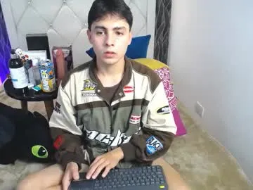 samu_foxxx — Sexy Boy ready for u - Multi Goal: Naked show [150 tokens left] #twink #young #skinny #bigcock #gay