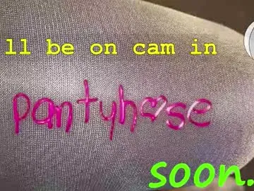 seamlessly — #pantyhose #fetish #tights #nylon #stockings #legs #feet #seamless #strumpfhose #hoisery #collant --- for more action -> tips