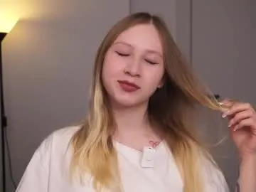 sharronledley — #new g: lick my finger^^ - Hello im Amelia I'm 18 years old,  here im #lovense #smalltits #skinny #teen [13 tokens remaining]