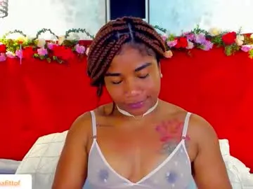 silvannafit — GOAL: Slap pussy & rub my clit hard A muscular brunette goddess awaits you... come closer and let yourself be tempted. #ebony #bigass #fit #smalltits #milf