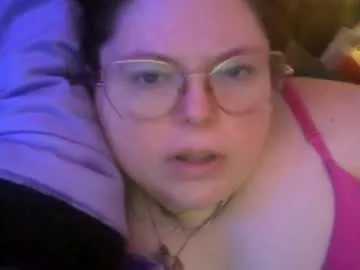 siofra — #cei   #queen #elegant #classy #domme be my valentine