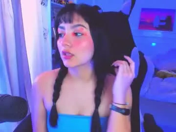 soy___lili — hi There are no pretty girls here, only league and good music - Multi Goal: dildo [700tk each Goal] #anal #gaming #latina #new  #findom