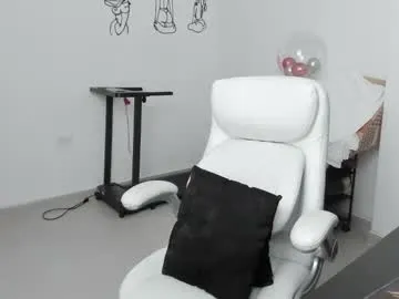 stacy_woods — Lick nipples   #ebony #latina #bigboobs #young [350 tokens remaining]