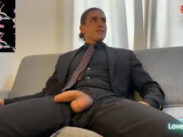 tom_blunt96 —   Welcome to my room. Please favorite me, and let's  have fun!  // GOAL: Hard Cock [86 tokens left] #bigcock #monstercock #muscle #latino #socks #feet