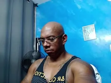 tom_miller — #flex, / #master, / #bigcock, / #submissive, / #slave, / #bigcum [499 tokens remaining]