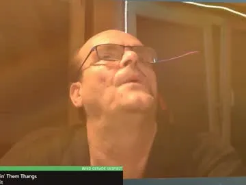 umdenker2003 — Lets hear some music.... #nonude #nice #daddy #nomakeup