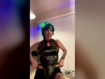 vaultslut111 — Freechat on Chaturbate