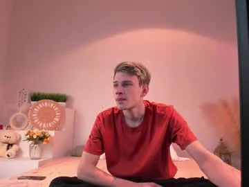 volan_starts — Show  my ass [380 tokens remaining]