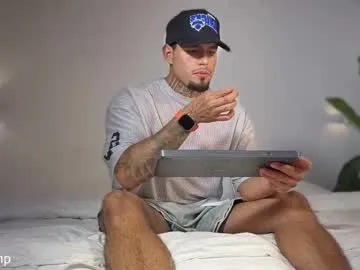 Chaturbate yamp_bigcock is Freechat yamp_bigcock — Yamp_bigcock's welcome to my room) #cum #bigdick #master #muscle #party EXPLOSIVE CUM!!!